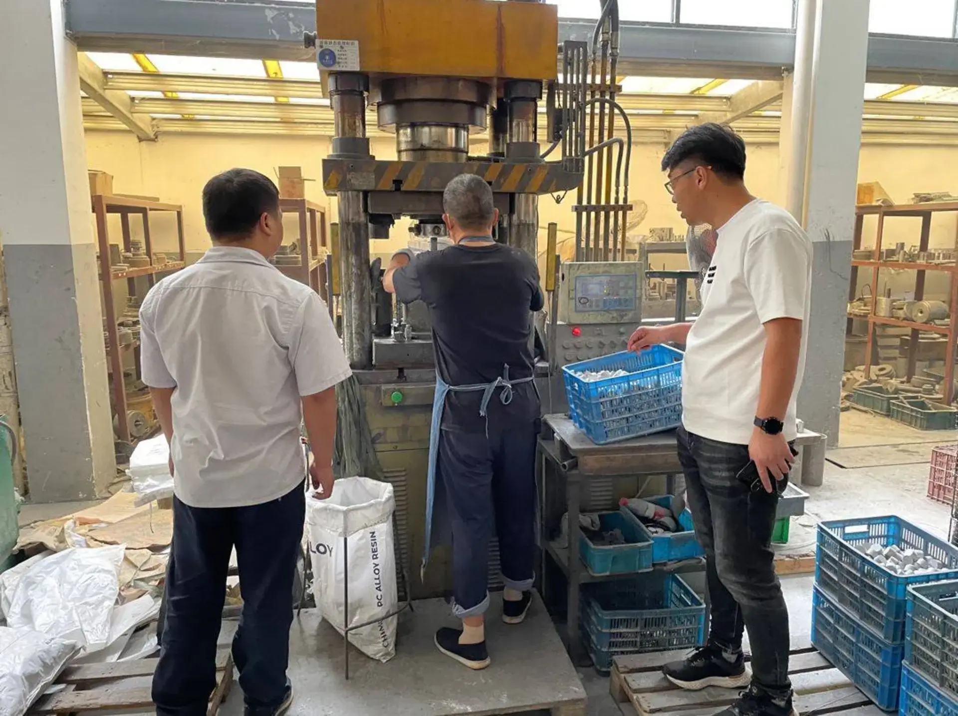 Production de pièces d'extrusion